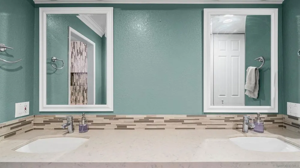 16424 Avenida Venusto #C San Diego, CA 92128
