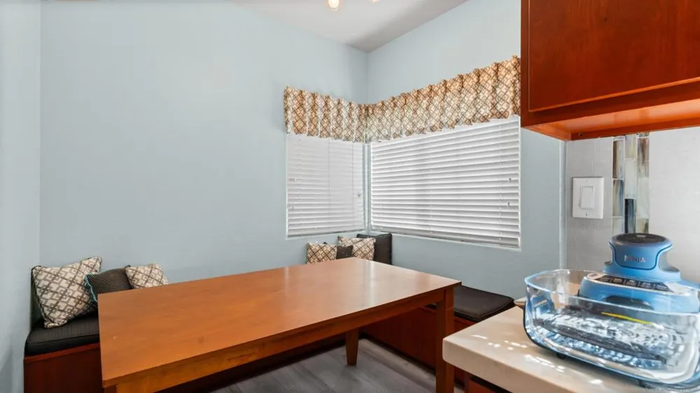 16424 Avenida Venusto #C San Diego, CA 92128