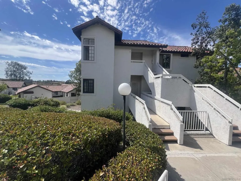 16424 Avenida Venusto #C San Diego, CA 92128