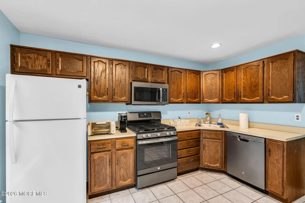 302 Bent Trail #1261 Toms River, NJ 08753