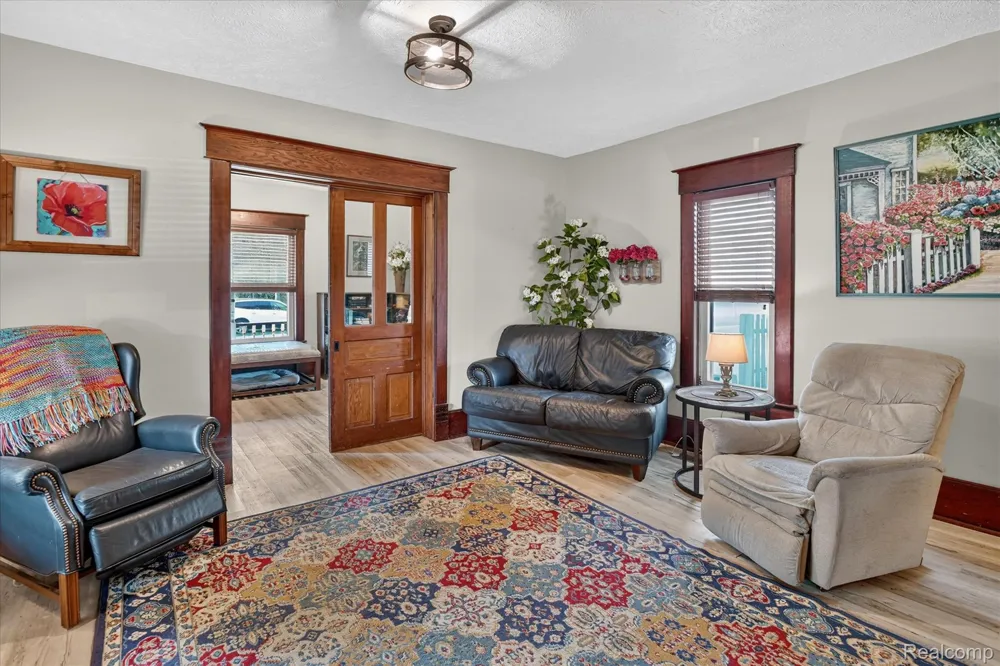 158 W 1st Street Perry City, MI 48872
