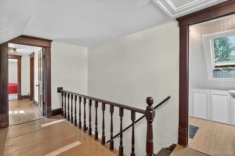 158 W 1st Street Perry City, MI 48872