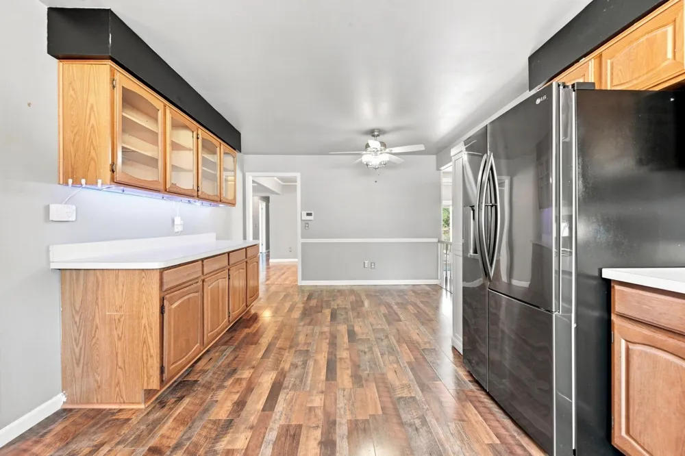 4957 Hubbard Drive Troy City, MI 48085