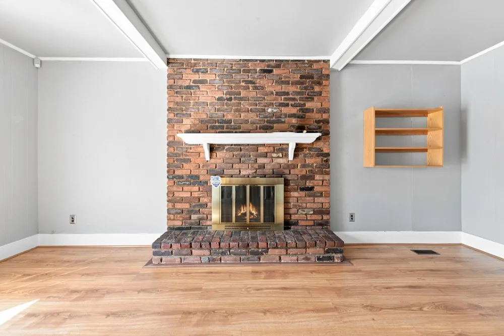 4957 Hubbard Drive Troy City, MI 48085