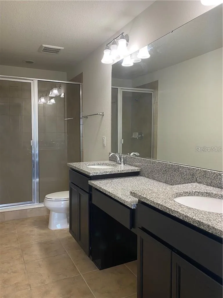 9141 HILLCROFT DRIVE Riverview, FL 33578