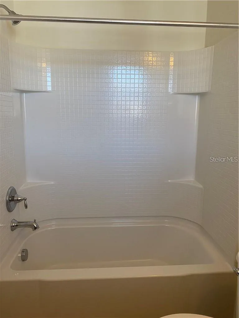 9141 HILLCROFT DRIVE Riverview, FL 33578