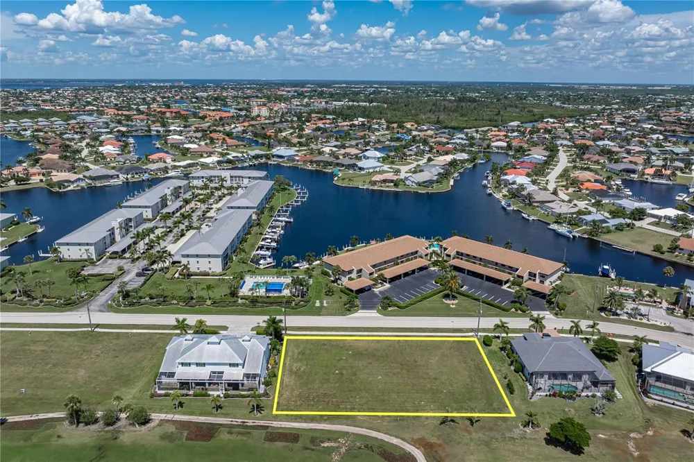 3661 BAL HARBOR BOULEVARD Punta Gorda, FL 33950