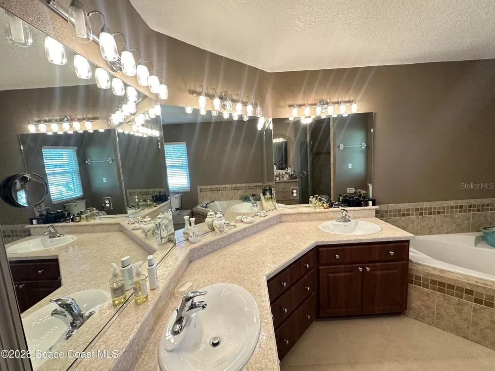 130 COUNTRY WOODS PLACE Merritt Island, FL 32952