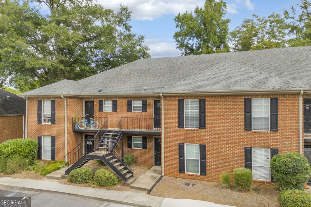 1055 Baxter ST Athens, GA 30606