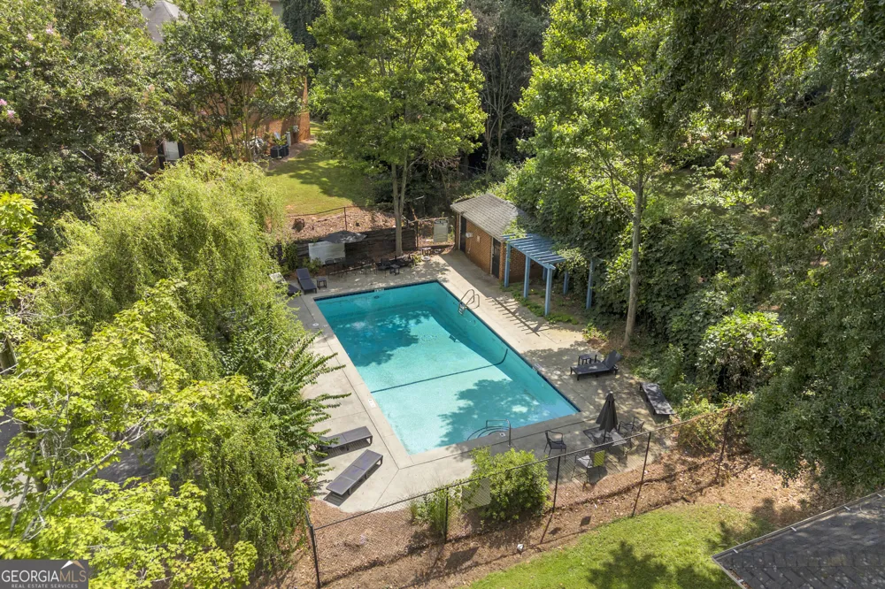 1055 Baxter ST Athens, GA 30606