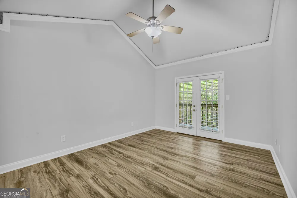 1055 Baxter ST Athens, GA 30606