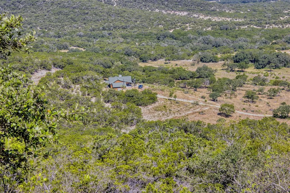 1316 Indian Creek Road Bandera, TX 78003