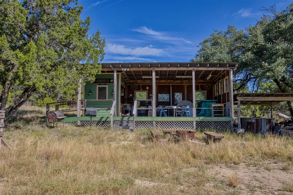 1316 Indian Creek Road Bandera, TX 78003