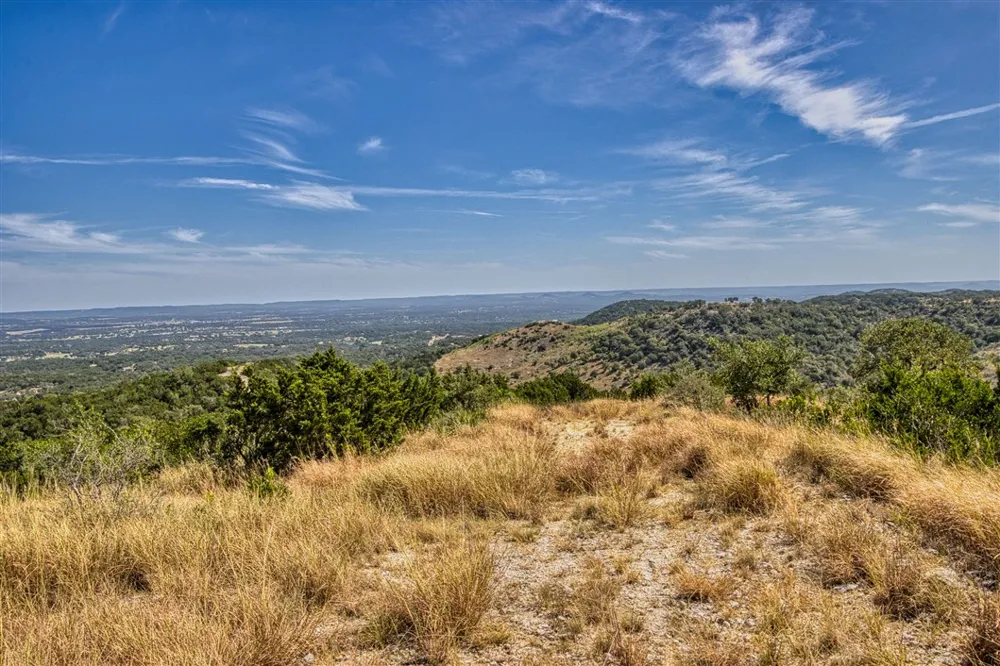 1316 Indian Creek Road Bandera, TX 78003