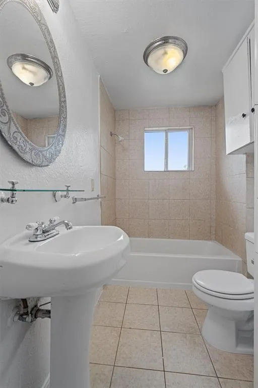 403 Blackson Avenue Austin, TX 78752