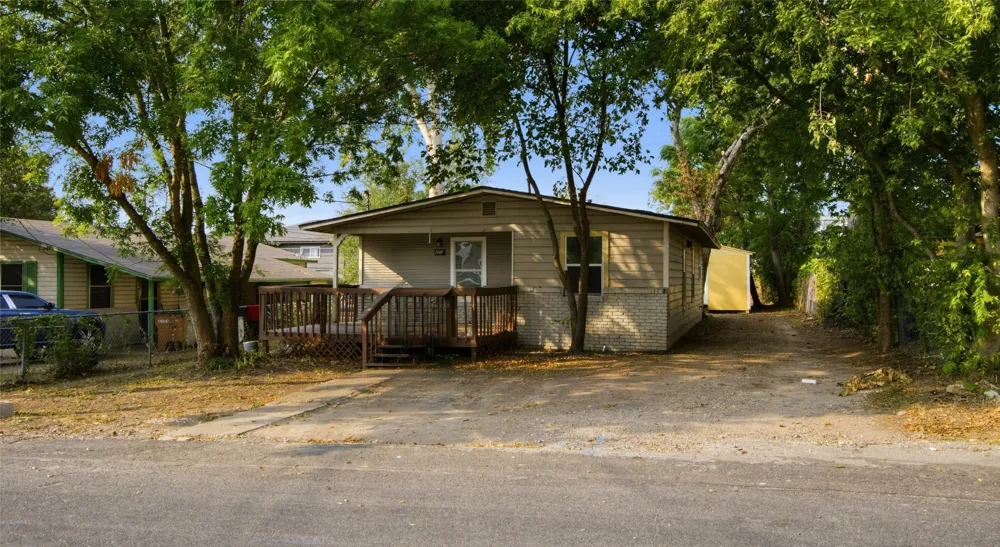 403 Blackson Avenue Austin, TX 78752