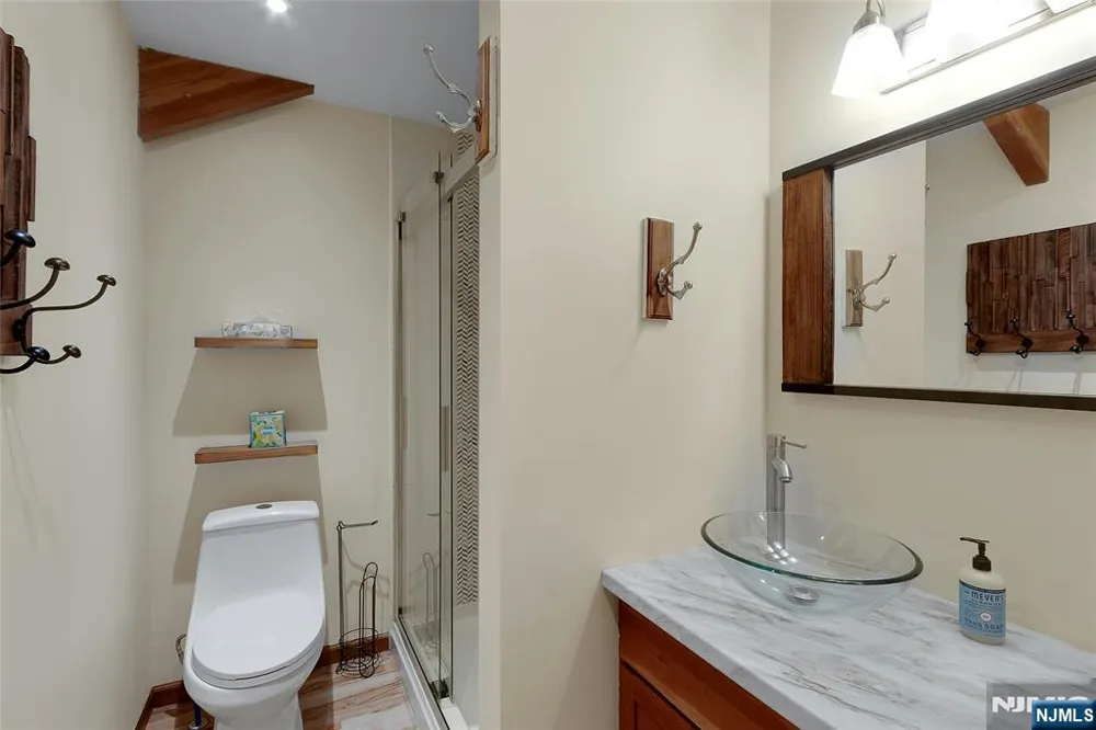 69 Cedar Pond Lane Chester, NY 10918