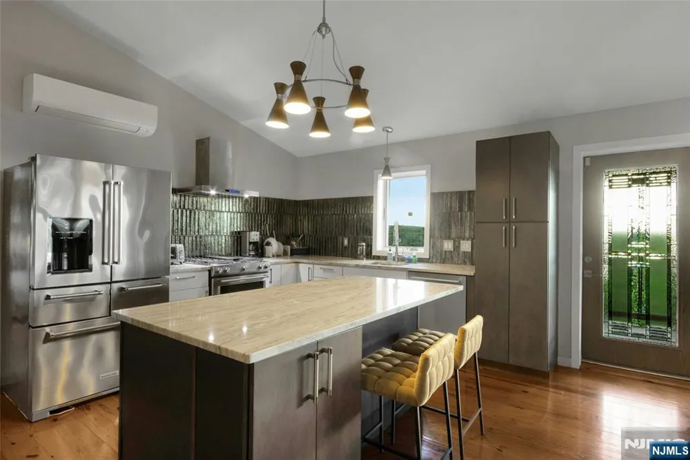 69 Cedar Pond Lane Chester, NY 10918