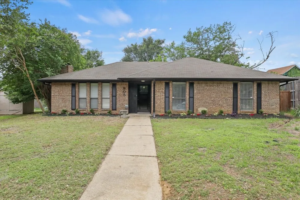 905 Timber Valley Circle Flower Mound, TX 75028