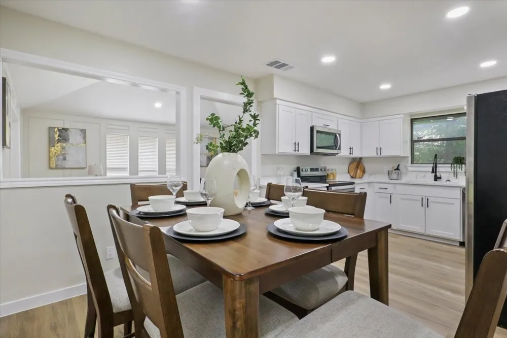 905 Timber Valley Circle Flower Mound, TX 75028