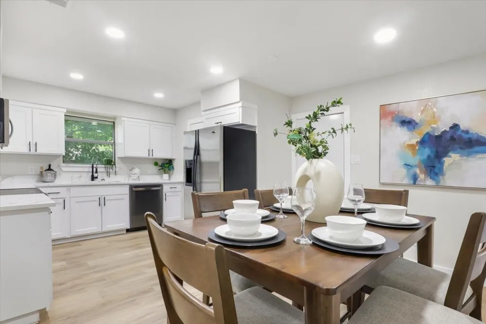 905 Timber Valley Circle Flower Mound, TX 75028