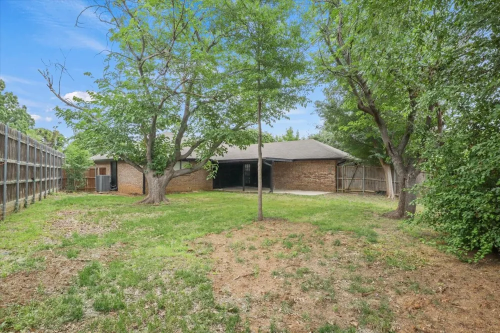 905 Timber Valley Circle Flower Mound, TX 75028