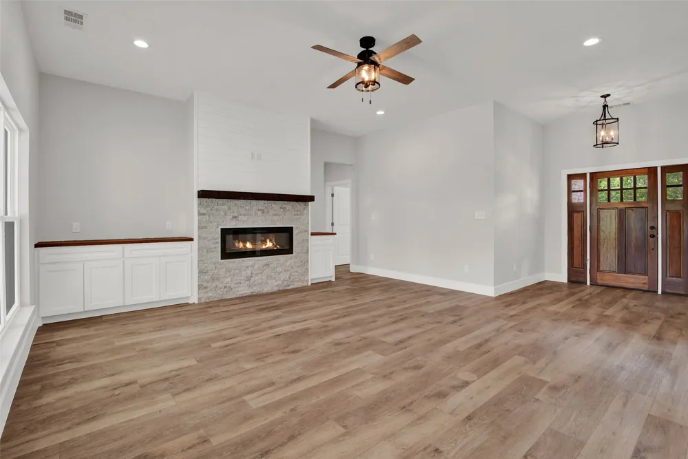 1179 Robertson Road Whitewright, TX 76273
