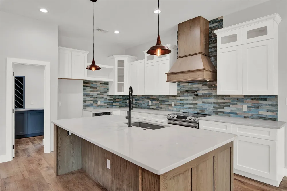 1179 Robertson Road Whitewright, TX 76273