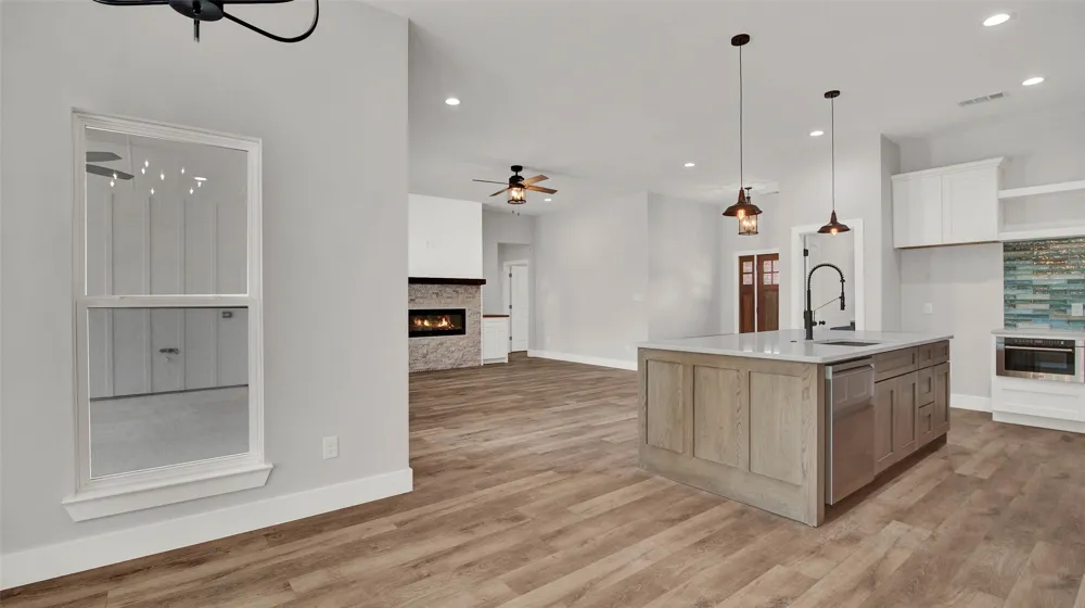 1179 Robertson Road Whitewright, TX 76273
