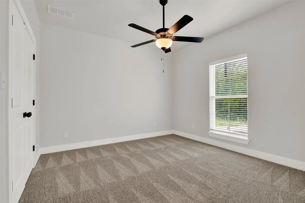 1179 Robertson Road Whitewright, TX 76273