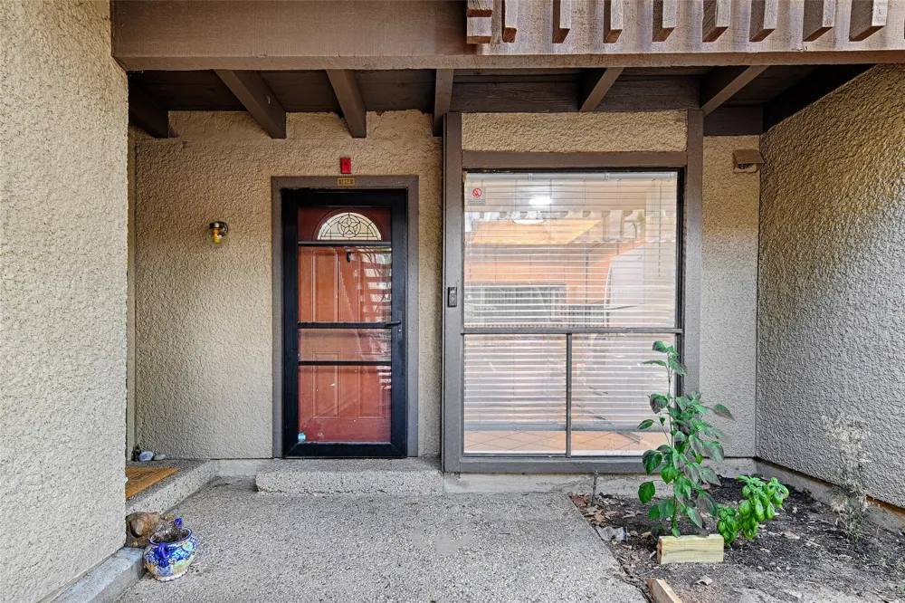 4561 Oconnor #1292 Irving, TX 75062