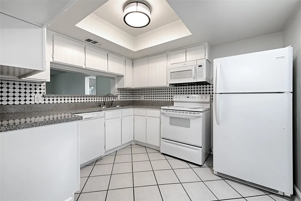 4561 Oconnor #1292 Irving, TX 75062
