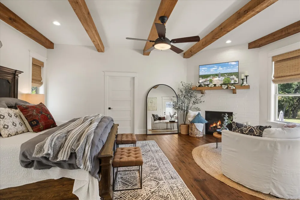 1281 Shady Oaks Circle Glen Rose, TX 76043