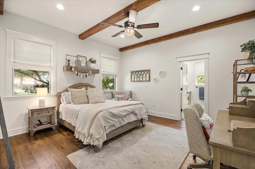 1281 Shady Oaks Circle Glen Rose, TX 76043