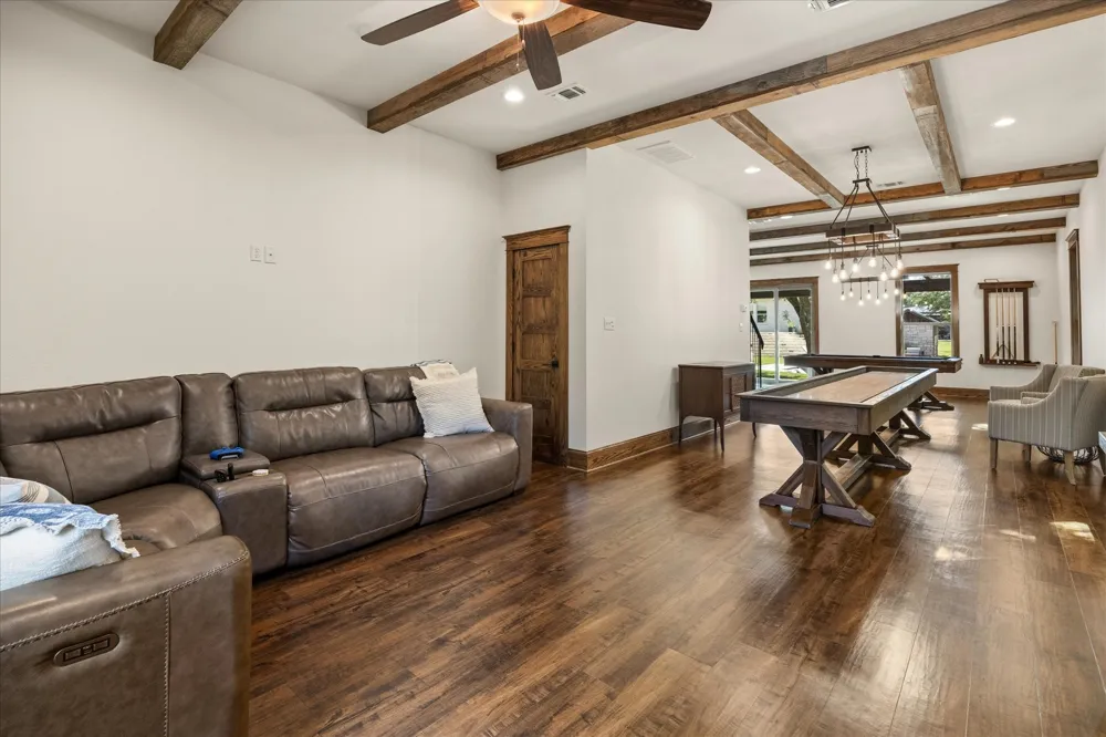 1281 Shady Oaks Circle Glen Rose, TX 76043