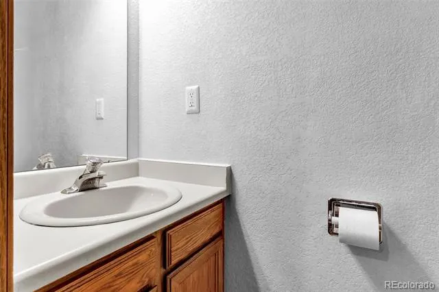 8257 S Fillmore Way Littleton, CO 80122