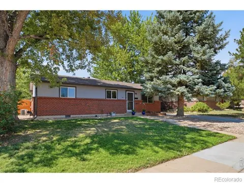1611 Sunset Drive