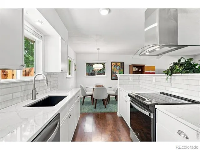 1611 Sunset Drive Louisville, CO 80027