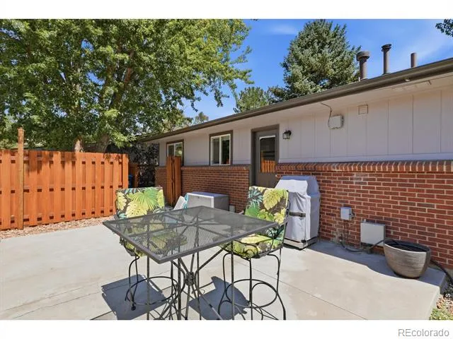 1611 Sunset Drive Louisville, CO 80027