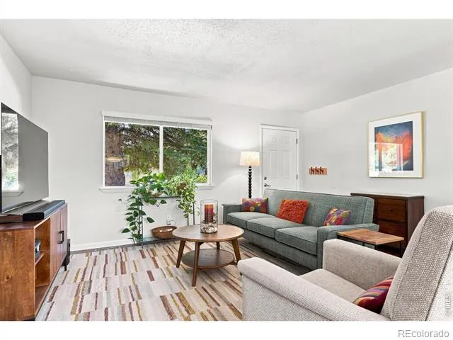 1611 Sunset Drive Louisville, CO 80027