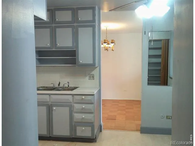 680 S Alton Way #9A Denver, CO 80247