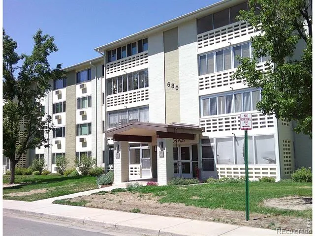680 S Alton Way #9A Denver, CO 80247