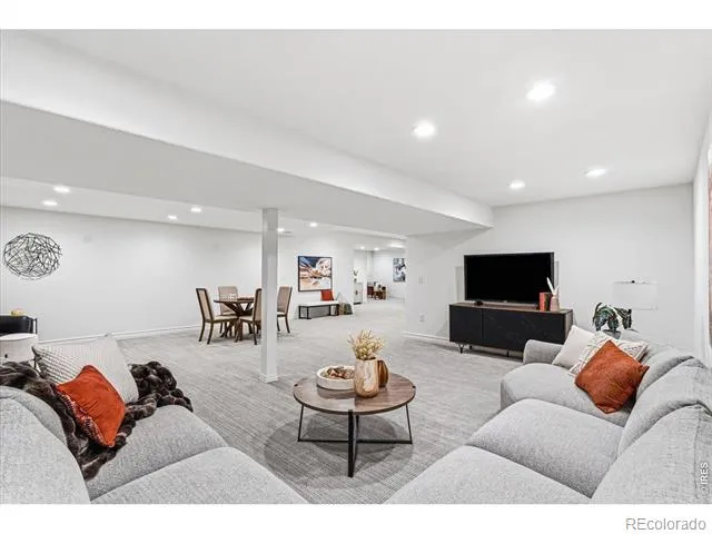15 Glenmoor Circle Cherry Hills Village, CO 80113