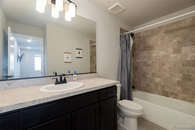 16763 Chilton Drive Mead, CO 80542