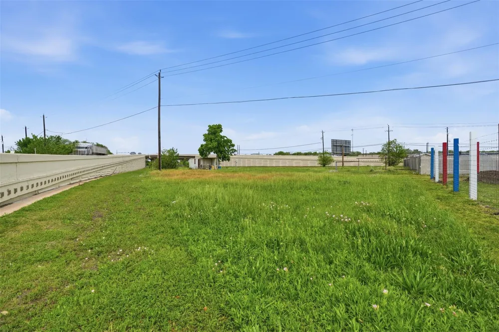 1100 Avenue H Rosenberg, TX 77471