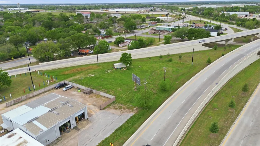 1100 Avenue H Rosenberg, TX 77471