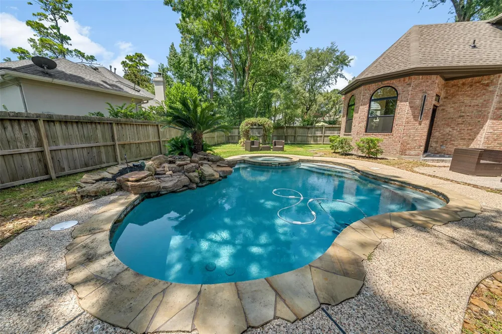 46 Pebble Cove Drive The Woodlands, TX 77381