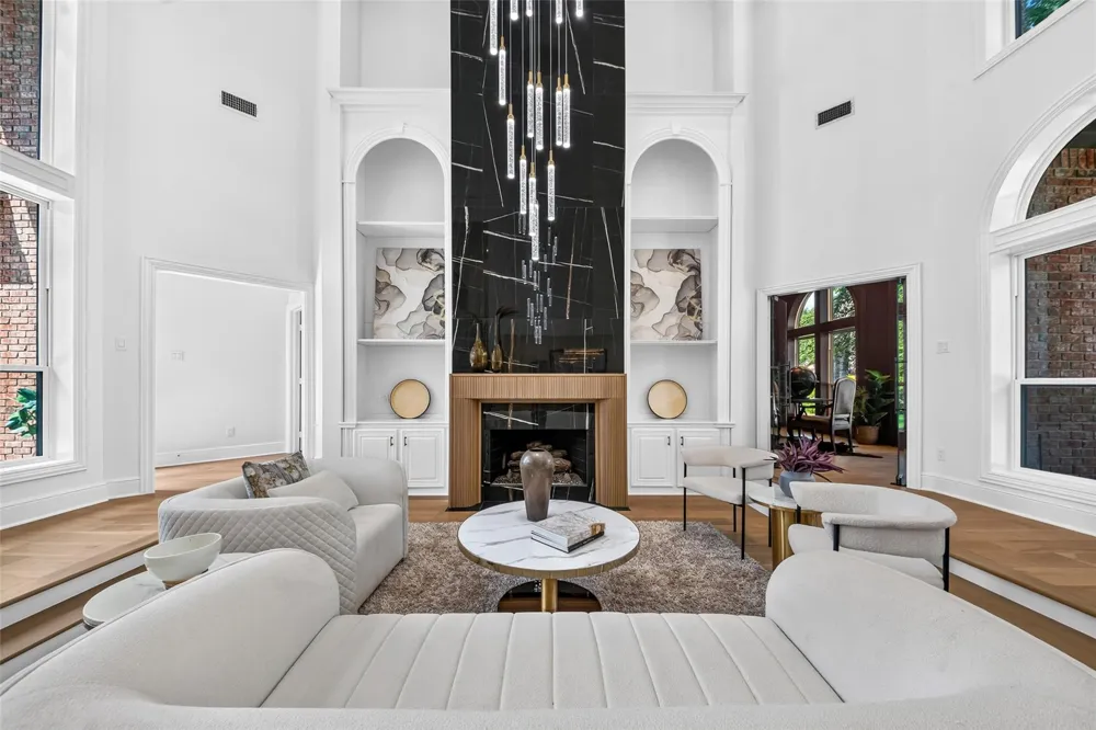 46 Pebble Cove Drive The Woodlands, TX 77381