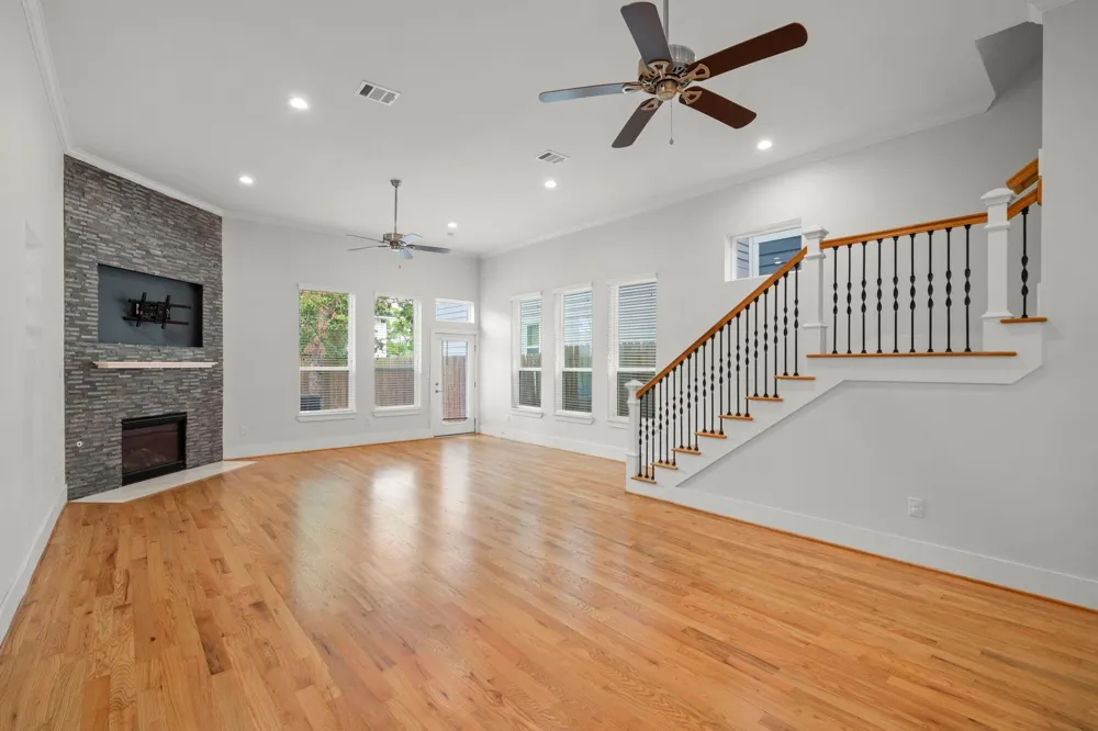 206 Burr Street #A Houston, TX 77011