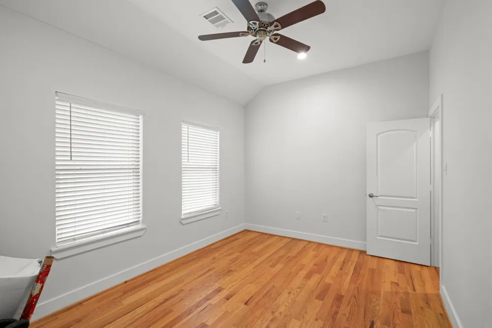 206 Burr Street #A Houston, TX 77011